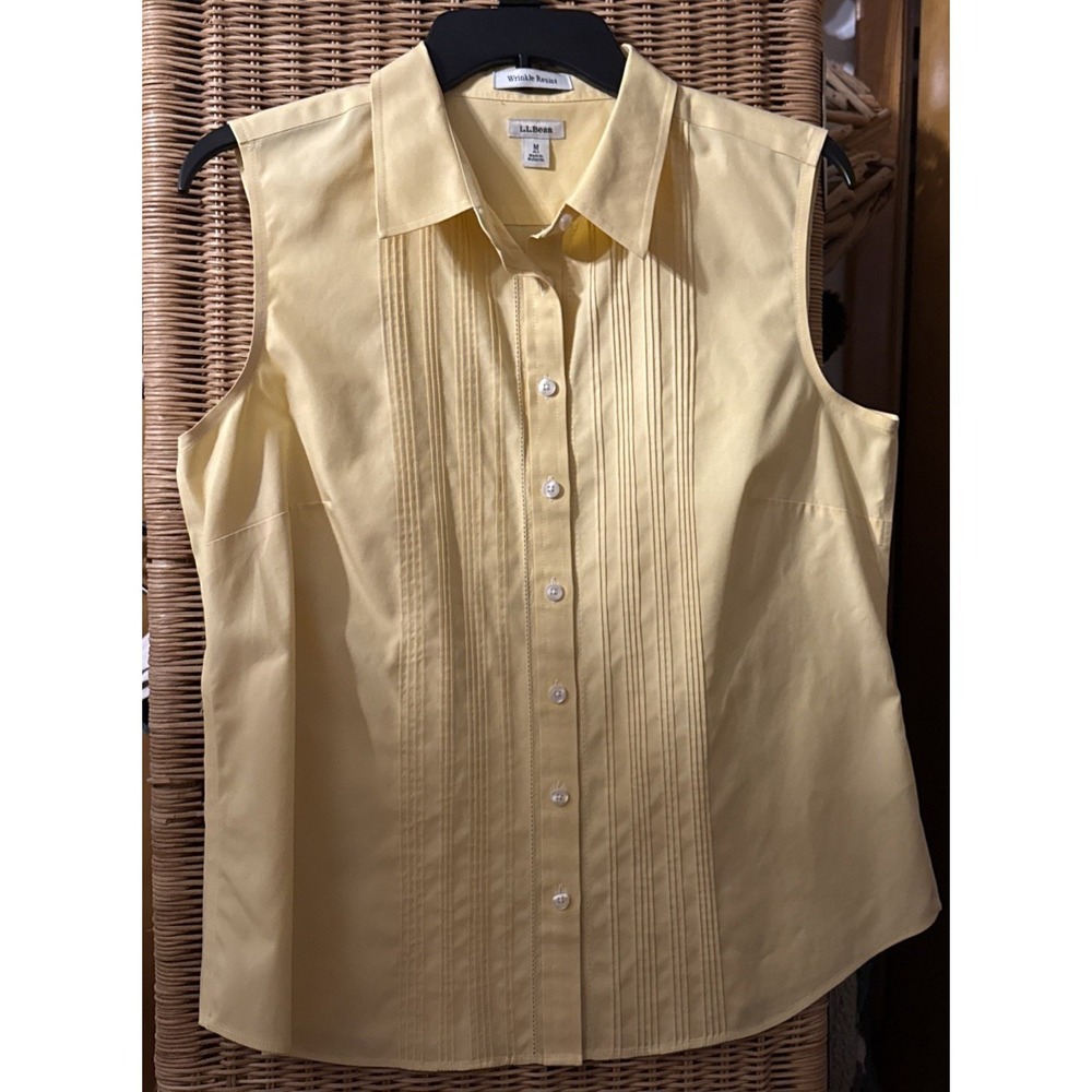 LL Bean Yellow Wrinkle Resistant Sleeveless Button Front Collared Blouse Med PET